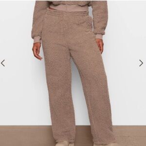 Skims Teddy Track Pants Tigers Eye